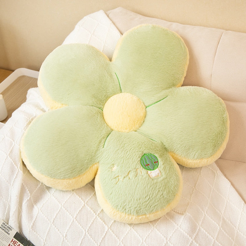 daisy flower plush cushion